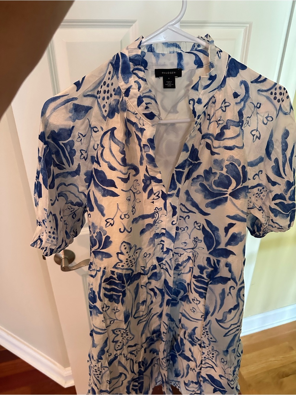 Blue Floral Short-Sleeve Women’s Top